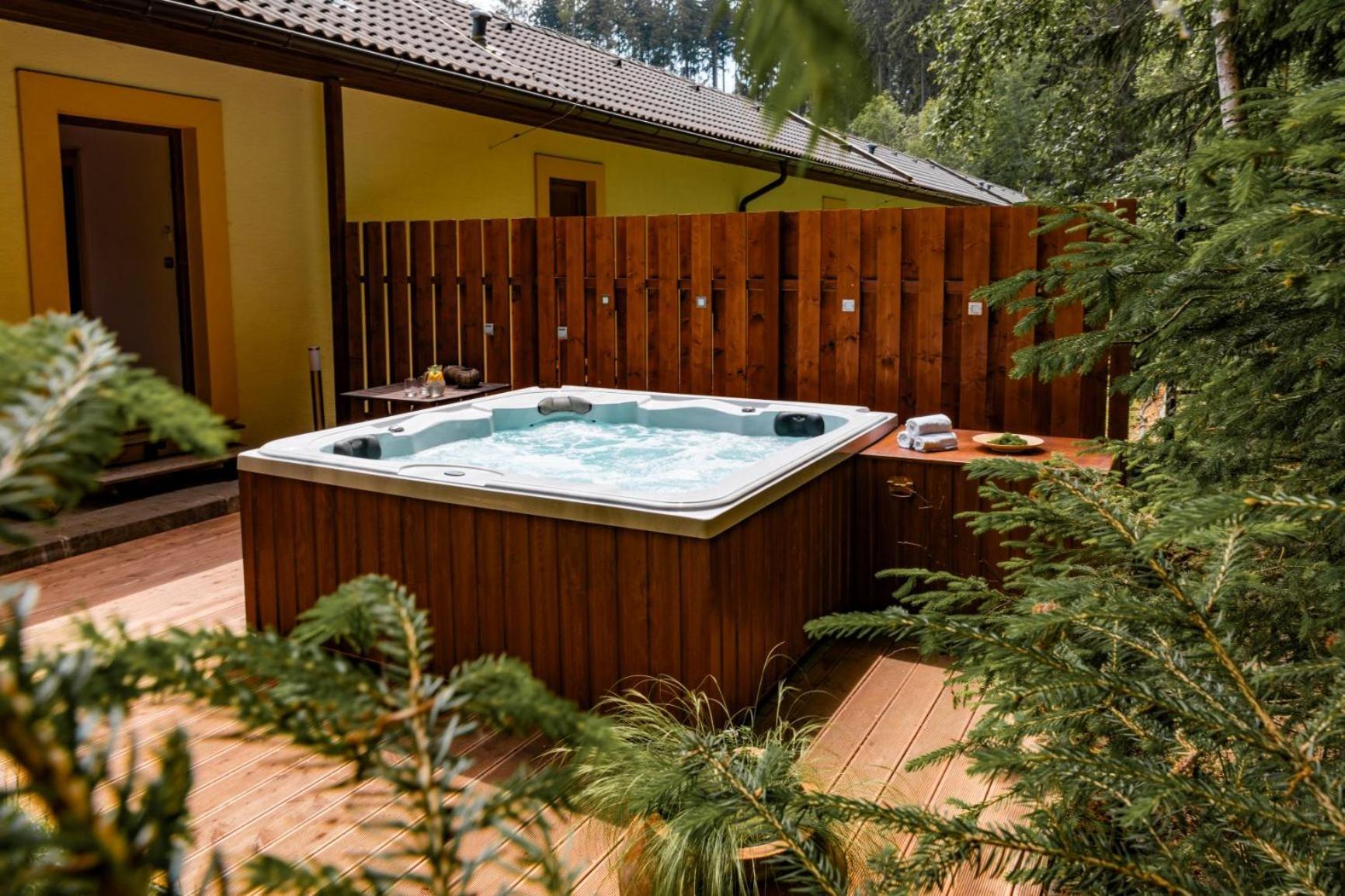Resort Lesni Lazne Zvánovice エクステリア 写真